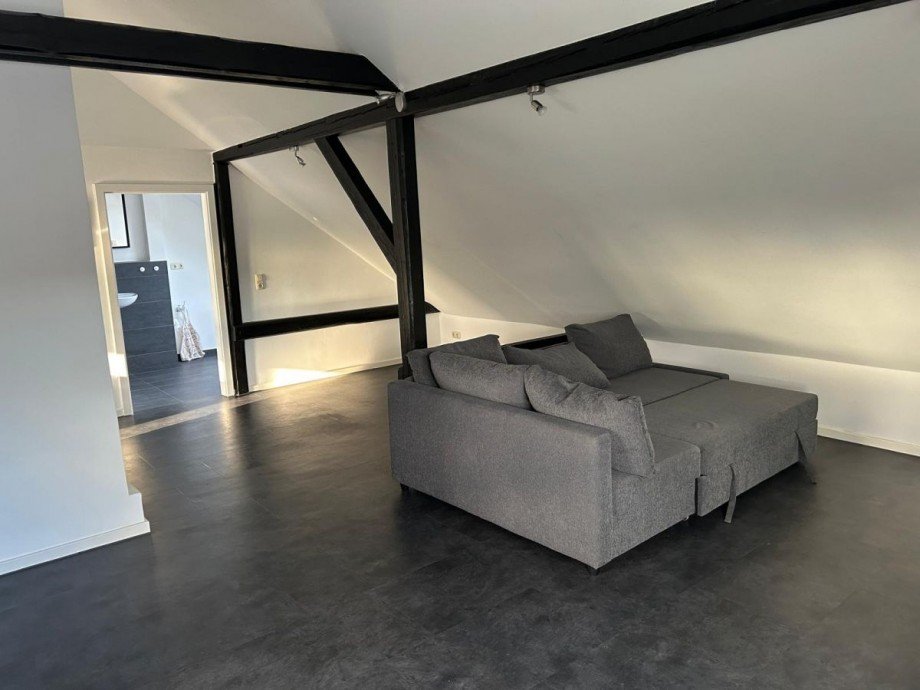 Wohnzimmmer 6 Dachgeschosswohnung R�sselsheim