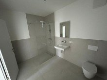 Badezimmer *Provisionsfrei* Neubau Erstbezug 1,5 Zimmerwohnung mit Aufzug und Tiefgaragenstellplatz