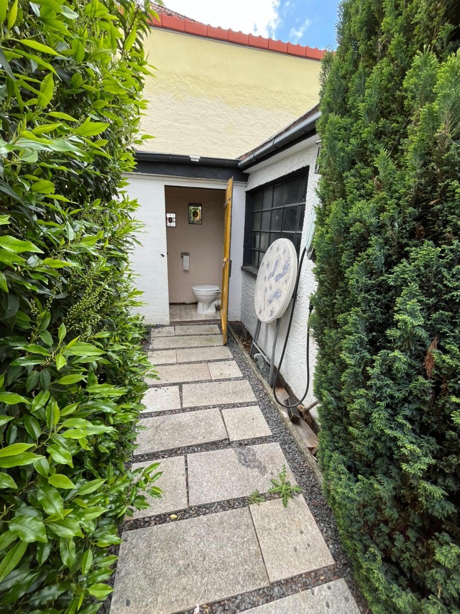 WC Garten Bungalow Hattersheim