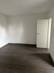 Schlafzimmer Top sanierte 2 Zimmer-Wohnung mit Balkon