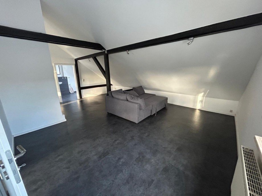 Wohnzimmmer 2 Dachgeschosswohnung R�sselsheim