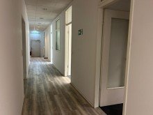 Flur 1 Repr�sentatives B�ro f�r kleine Teams oder Start-ups in Hochheim am Main