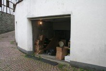 Garage 2,5 Zimmer Altbauwohnung mit Burgblick