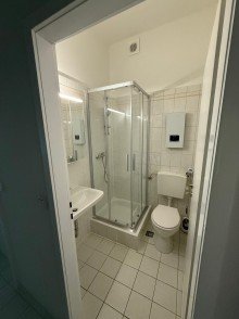 Bad Moderne 1-Zimmer-Wohnung mit Balkon & Einbauk�che � Erstbezug nach Renovierung