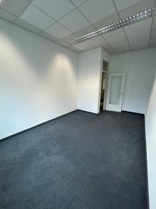 B�ro170 Kompaktes B�ro f�r effizientes Arbeiten in Hochheim am Main
